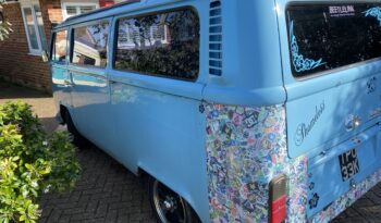 
									Volkswagen Type 2 Bus Project full								