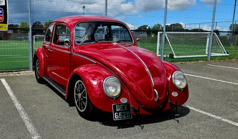 
								1966 “Cal Look” VW Beetle full									