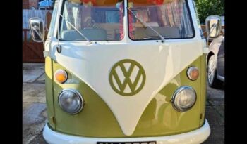 
									VW Split Screen Camper full								