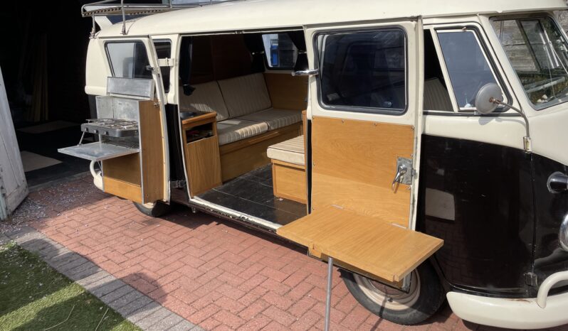 
								Volkswagen Type 2 Bus Used/Restored full									