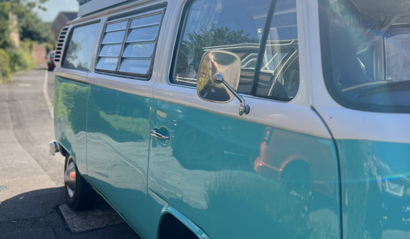 
								VW T2 Bay Window 1975 full									