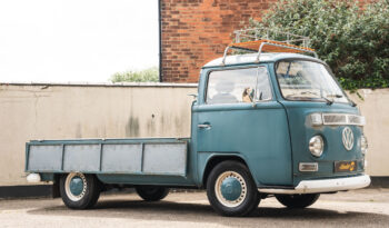 
									1973 Volkswagen Type 2 Bay Window full								