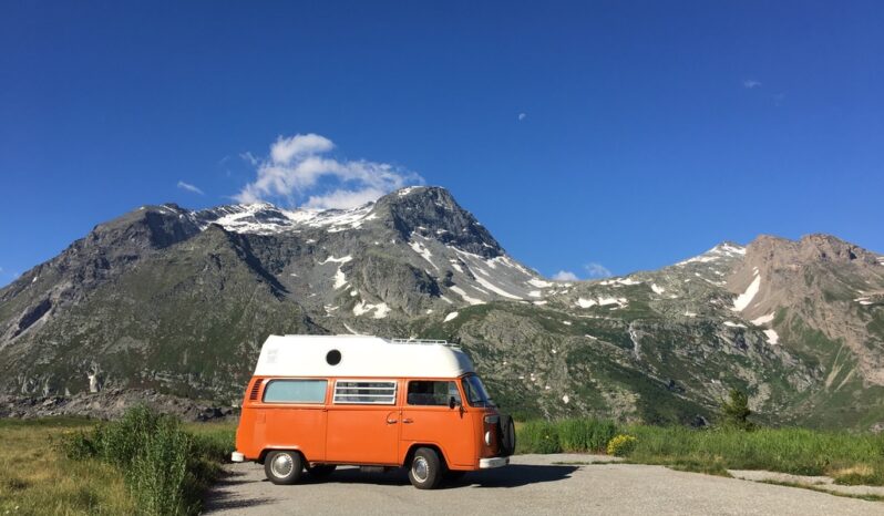 
								‘Lulu’ the Orange Van full									